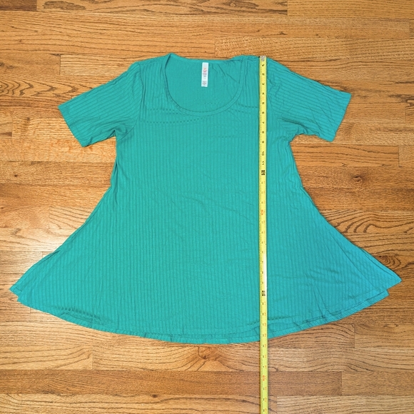 LuLaRoe Women's Perfect Tee Ribbed Teal Green Short Sleeve Top Size M - Picture 5 of 7